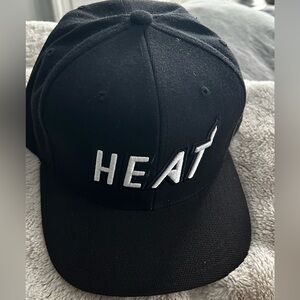 Mitchell &Ness Black Miami HEAT Cap